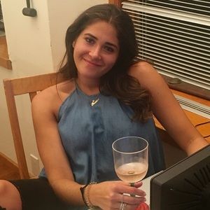 Meet your Posher, Marisa